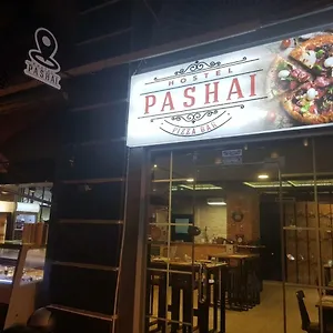 Hostel Pashai And Pizza Bar